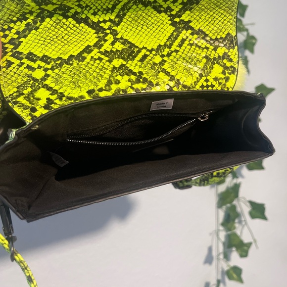 Neon Fashion Purse - Picture 3 of 3